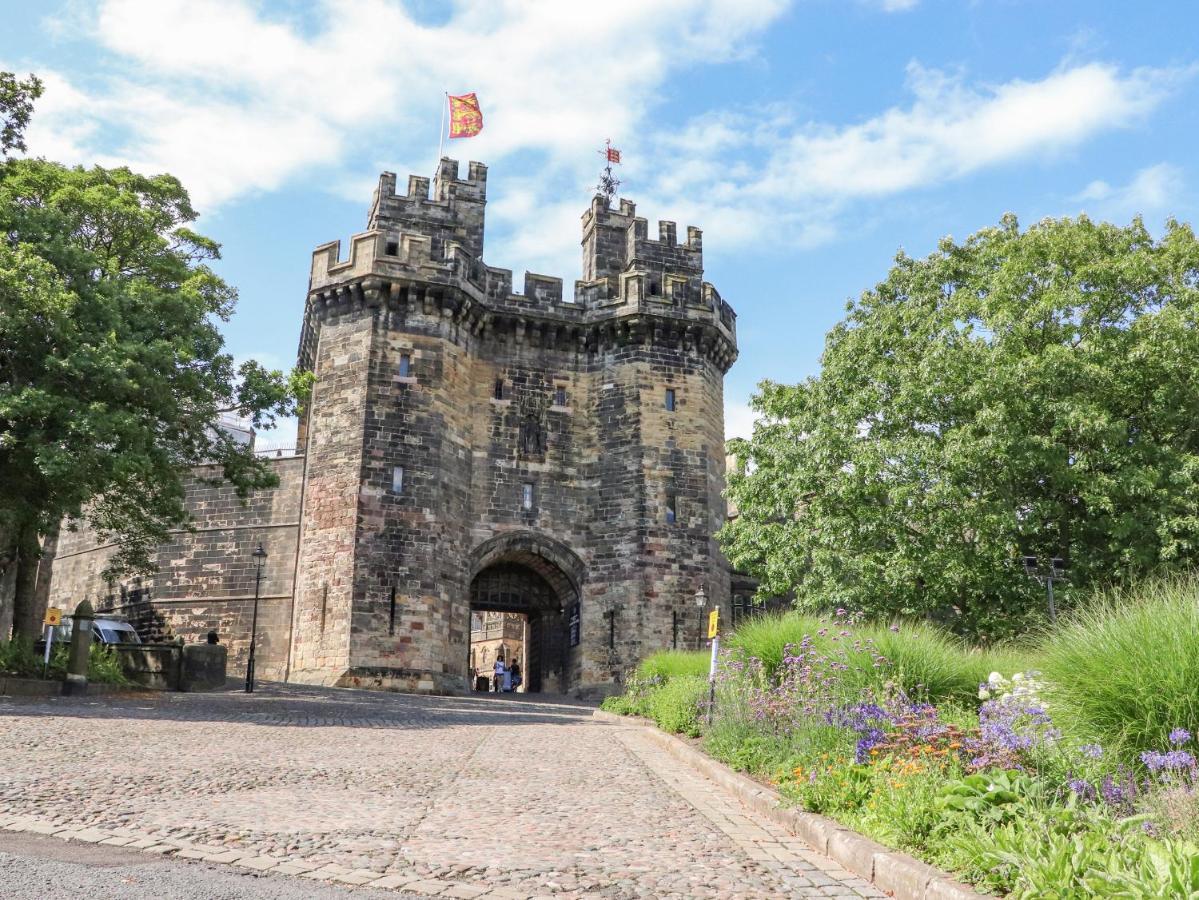 5 Castle Hill Lancaster Exterior foto